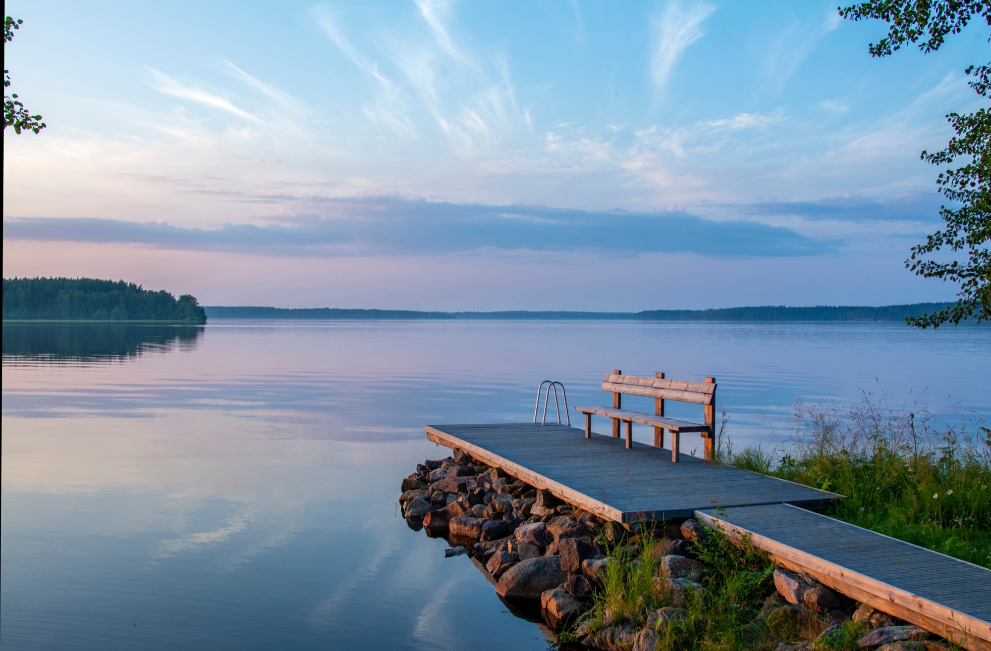 Lakeside-landscape-in-summer.jpeg